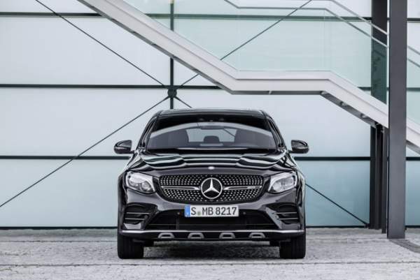 Mercedes bổ sung phiên bản GLC 43 4MATIC Coupe 15