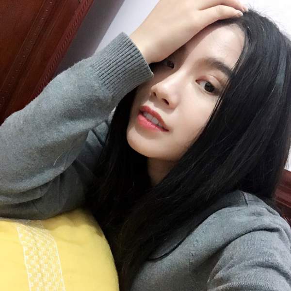 5 hot girl chứng minh "con gái tên Linh thường rất xinh" 20