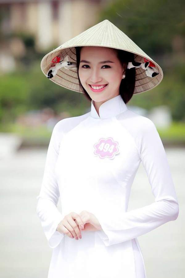 5 hot girl chứng minh "con gái tên Linh thường rất xinh" 25