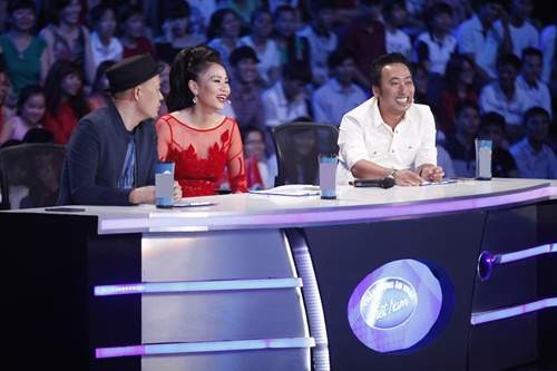 Vietnam Idol: Thu Minh diện váy lộng lẫy, bất ngờ hát tặng khán giả 27