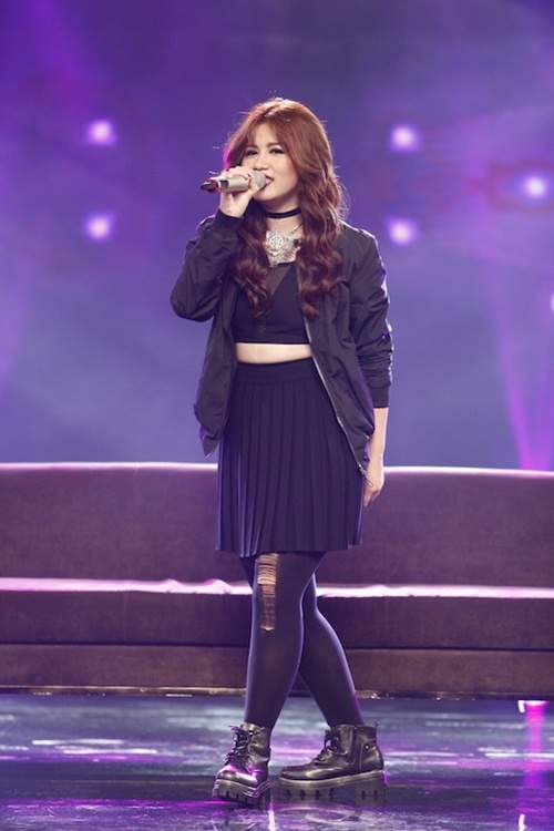 Vietnam Idol: Thu Minh diện váy lộng lẫy, bất ngờ hát tặng khán giả 36