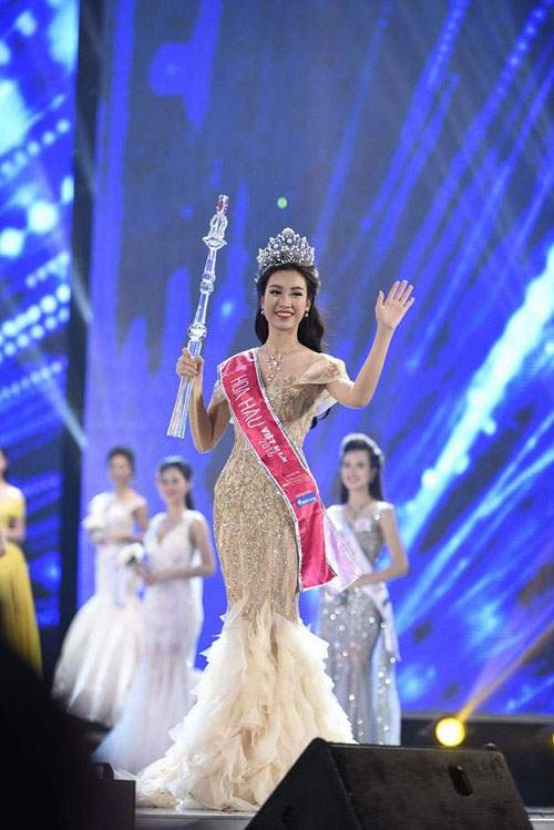 Những "điểm trừ" của Chung kết Hoa hậu Việt Nam 2016 15