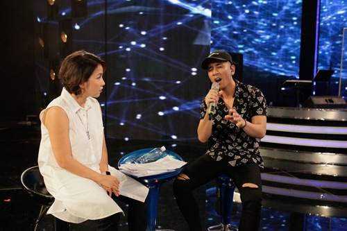 Diva Mỹ Linh xinh đẹp đi dạy hát cho thí sinh Vietnam Idol 42
