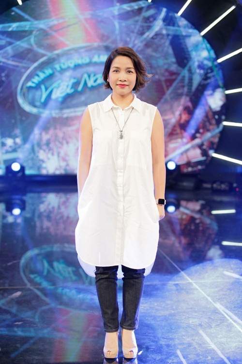 Diva Mỹ Linh xinh đẹp đi dạy hát cho thí sinh Vietnam Idol 3