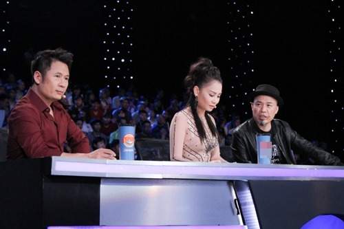 Huy Tuấn "tát" thí sinh VN Idol trên sóng truyền hình 6