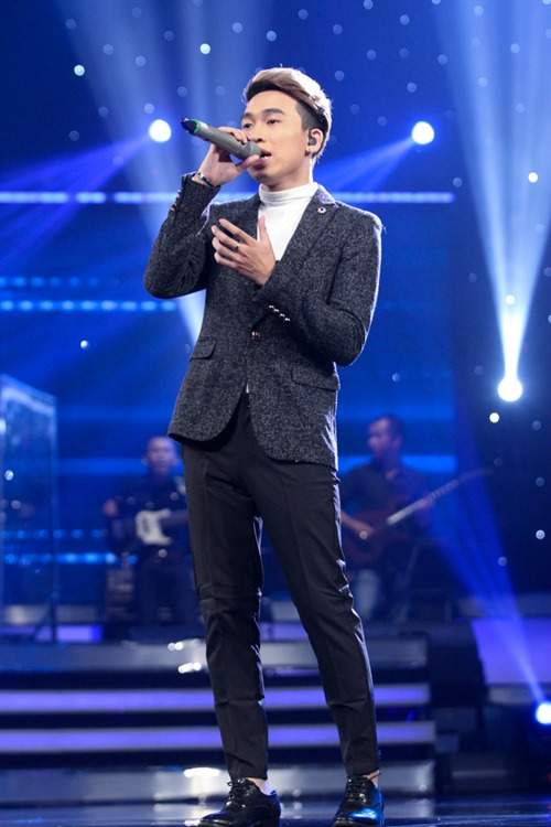 Huy Tuấn "tát" thí sinh VN Idol trên sóng truyền hình 10
