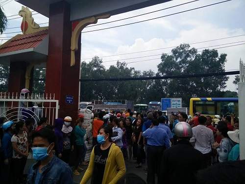 Hàng nghìn người xuống đường tiễn biệt Minh Thuận 14
