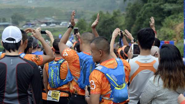 Công chúa Thái Lan tham gia giải chạy marathon băng núi tại Việt Nam 7