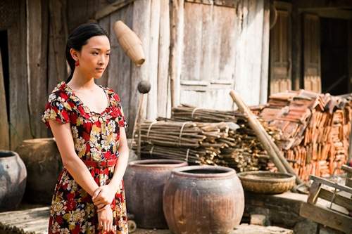 Vẻ đẹp đậm chất điện ảnh của Trương Hồ Phương Nga trong phim duy nhất 18