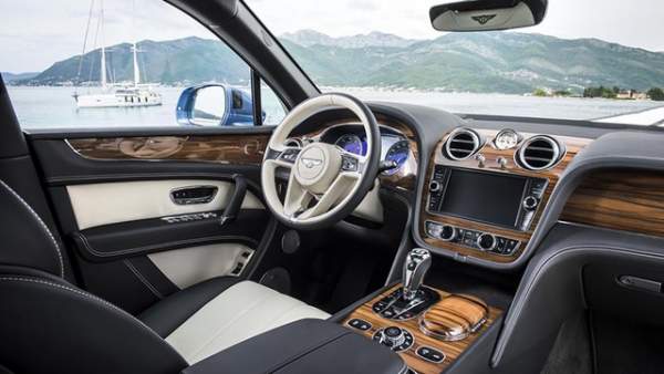 Bentley Bentayga sẽ được trang bị động cơ diesel 5