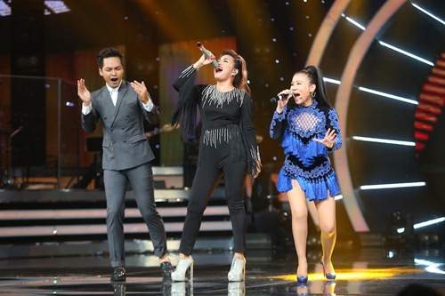 Chung kết Vietnam Idol: Thu Minh, Phan Anh bất ngờ "quậy tưng" cùng người đẹp Philippines 39