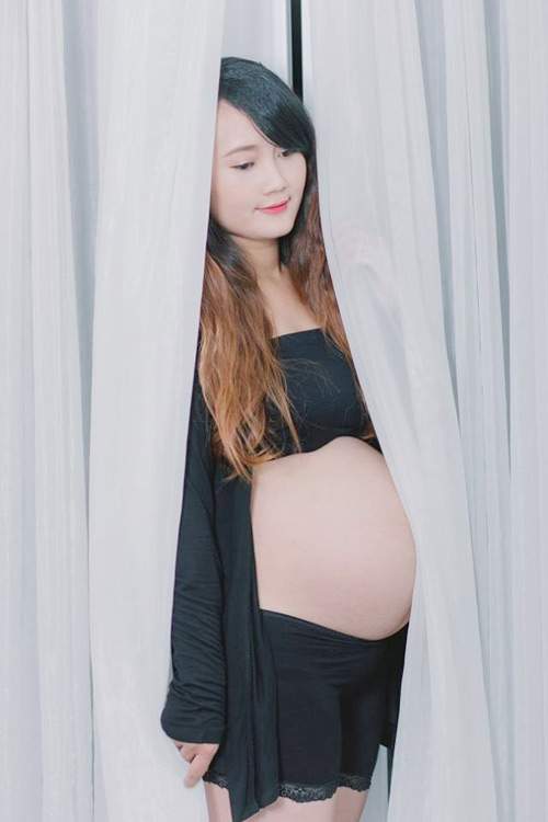Tăng 18kg khi mang bầu, mẹ 9x vẫn xinh lung linh 36