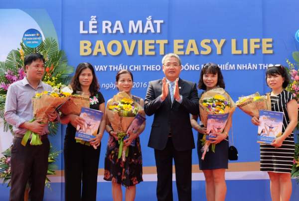 Bảo Việt tiếp tục ra mắt sản phẩm tích hợp bảo hiểm - Ngân hàng BAOVIET Easy Life 2