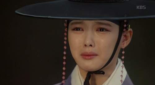 Mây họa ánh trăng tập 11: Kim Yoo Jung khóc nức nở khi tái ngộ mẹ ruột 6