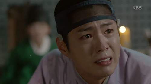 Mây họa ánh trăng tập 12: Bo Gum bị chém trọng thương vì cứu Yoo Jung 12