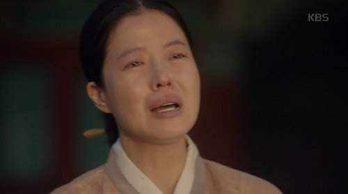 Mây họa ánh trăng tập 11: Kim Yoo Jung khóc nức nở khi tái ngộ mẹ ruột 9