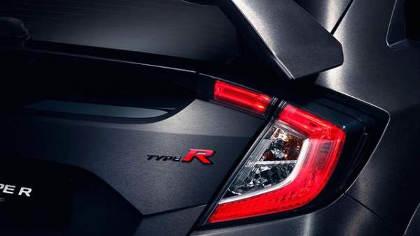 Honda công bố phiên bản nâng cấp cho "át chủ bài" Civic Type-R 7