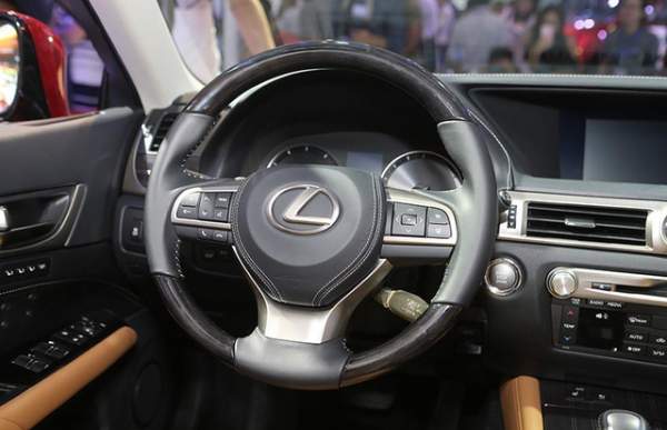 Lexus có gì tại triển lãm Vietnam Motor Show 2016? 9