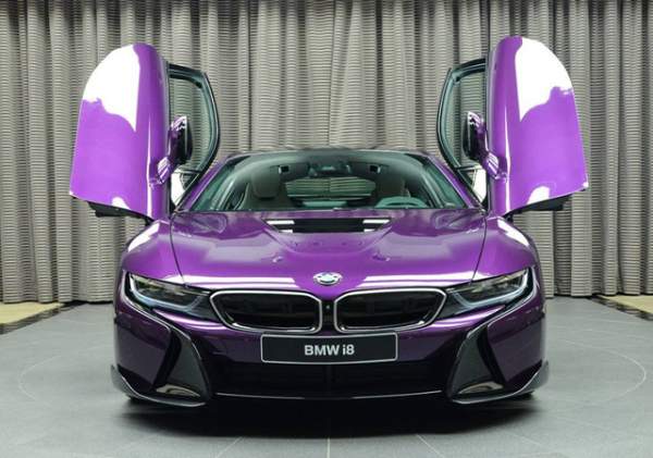 BMW i8 đẹp ngỡ ngàng trong sắc tím 10