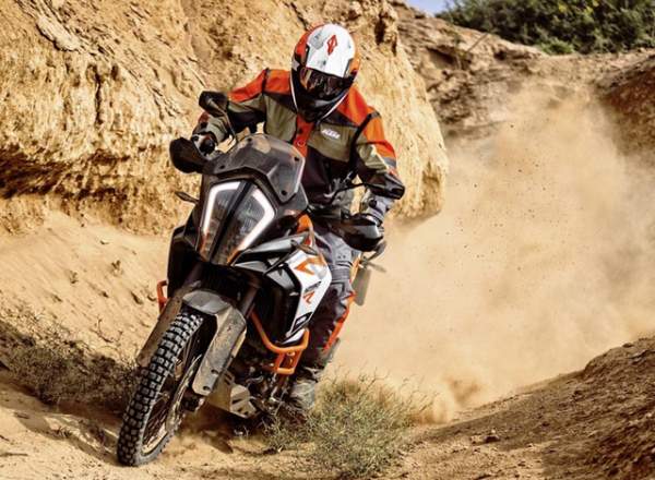 KTM nâng cấp toàn bộ các mẫu Adventure cho năm 2017 4