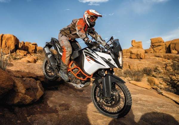 KTM nâng cấp toàn bộ các mẫu Adventure cho năm 2017 2