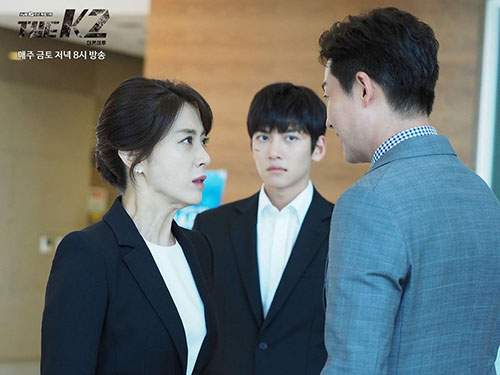 Mật danh K2 tập 9: Ji Chang Wook lật tung thành phố để tìm kiếm Yoona 6