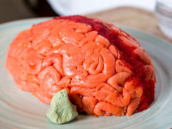 Sushi cá hồi hình bộ não Halloween: Ăn thôi chứ sợ gì! 33