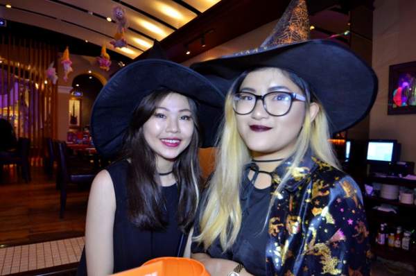 Huyền ảo đêm Halloween ở Sài Gòn 3