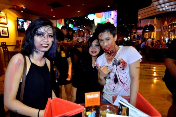 Huyền ảo đêm Halloween ở Sài Gòn 10