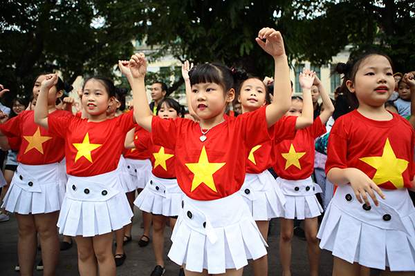 Hoa hậu Ngọc Hân và Mỹ Linh cùng "nhảy vì sự tử tế" 11