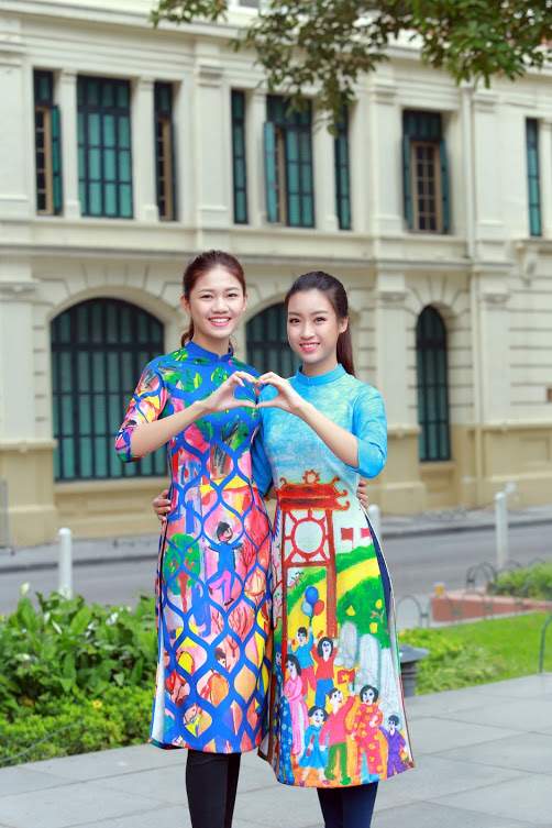 Mặc áo dài và quần jeans tại Hồ Gươm, hoa hậu Đỗ Mỹ Linh bị fan vây kín 12
