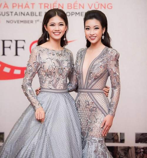 Hoa hậu Mỹ Linh khoe vòng một táo bạo trên thảm đỏ 2