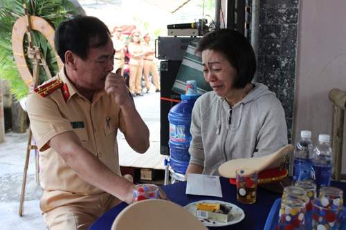 “Chú lính chì” mắc ung thư vẫn mơ làm CSGT trước lúc mất 3