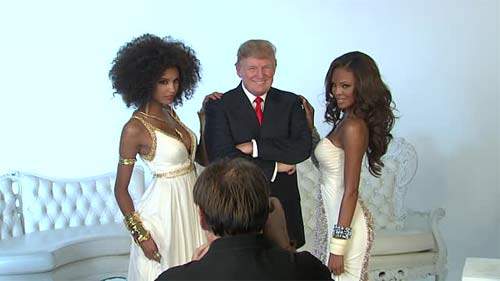 Ông Donald Trump và những lần bị "bao vây" bởi hoa hậu 14