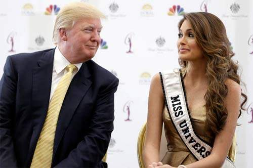 Ông Donald Trump và những lần bị "bao vây" bởi hoa hậu 17