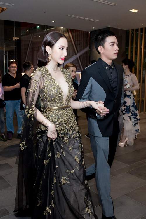 Võ Cảnh nắm chặt tay Angela Phương Trinh trước tin đồn "phim giả tình thật" 21