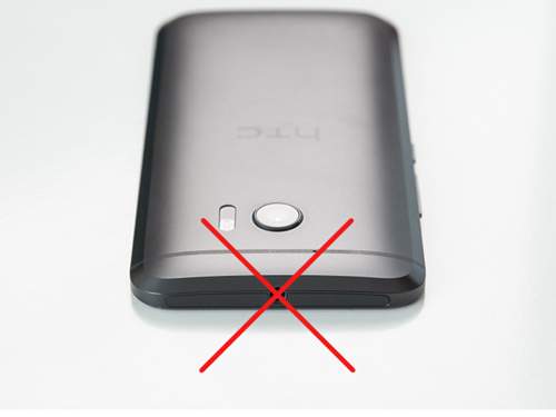 So sánh chi tiết sự khác biệt giữa HTC Bolt và HTC 10 2