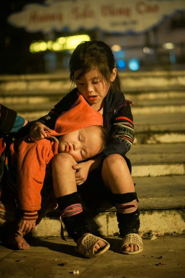 Bức ảnh "Đứa bé" Sa Pa gây xúc động cộng đồng mạng 3