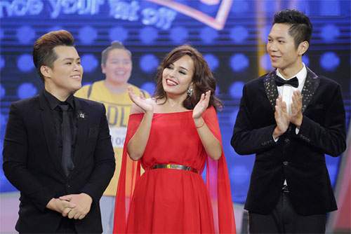TV Show: Hoài Linh - Trấn Thành phải thay kịch bản; Mỹ Linh thấy mình "xấu" trên sân khấu 9