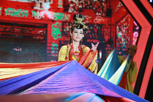 Quỳnh Chi vẫn bị loại dù được Việt Hương khen đẹp như "mẹ thiên hạ" 9