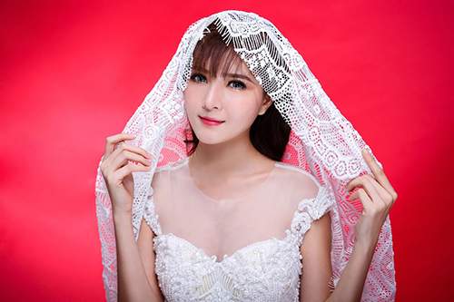 Trong veo, mướt mọng chính là xu hướng trang điểm cô dâu hot nhất 2016 45