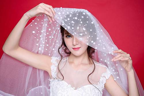 Trong veo, mướt mọng chính là xu hướng trang điểm cô dâu hot nhất 2016 36