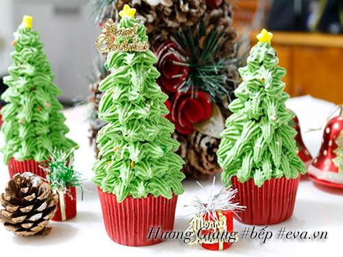 Bánh cupcake cây thông cho Noel thêm ấm áp 30