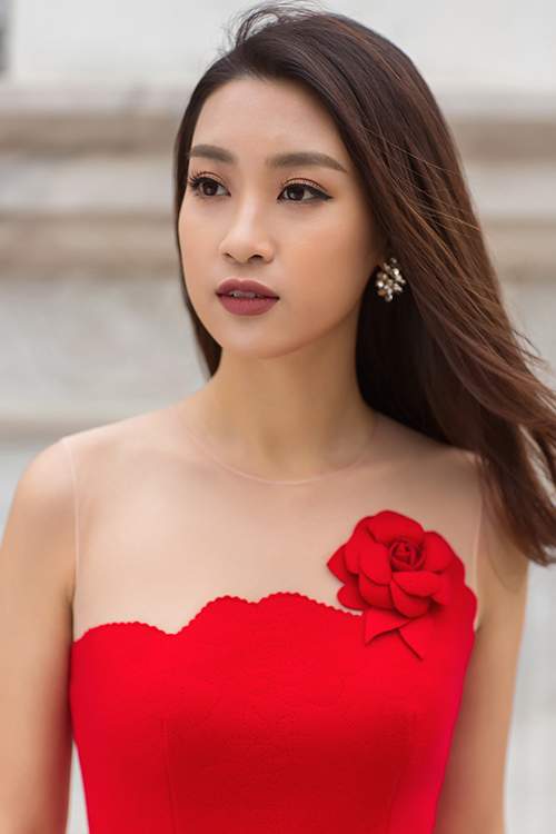 Đừng bỏ lỡ những khoảnh khắc đẹp lịm người này của Hoa hậu Mỹ Linh 42