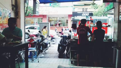 3 hàng phở gà "ăn mãi vẫn chưa hết thịt" ở Sài Gòn khiến thực khách thích mê 36