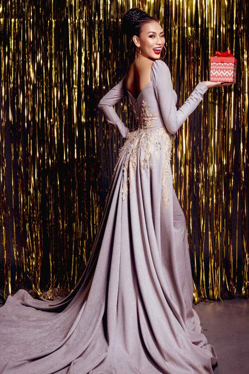 Siêu mẫu Diệu Huyền gợi ý váy dạ tiệc lộng lẫy cho mùa lễ hội 21