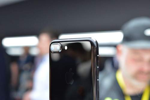 Apple khoe ảnh chụp chân dung “cực chất” của iPhone 7 Plus 6