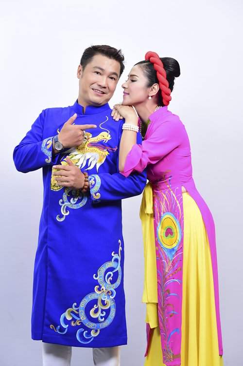 Sau tất cả, cặp đôi Lý Hùng - Việt Trinh lại tình tứ bên nhau 30
