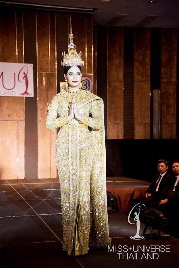 Choáng váng vì váy đính 300.000 viên kim cương của Hoa hậu Hoàn vũ Thái Lan 15
