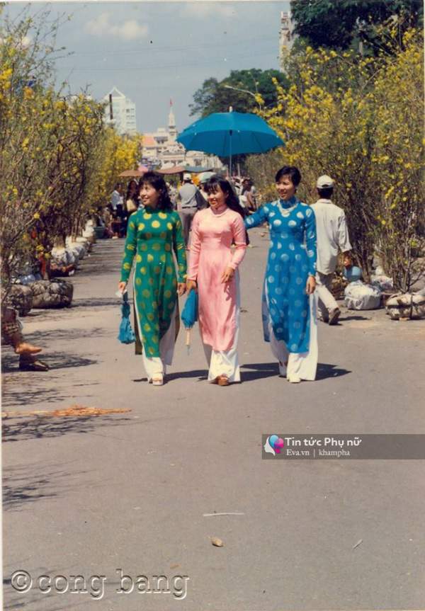 Ảnh hiếm: Thiếu nữ Sài Gòn áo dài e ấp trên đường Nguyễn Huệ 20 năm trước 36